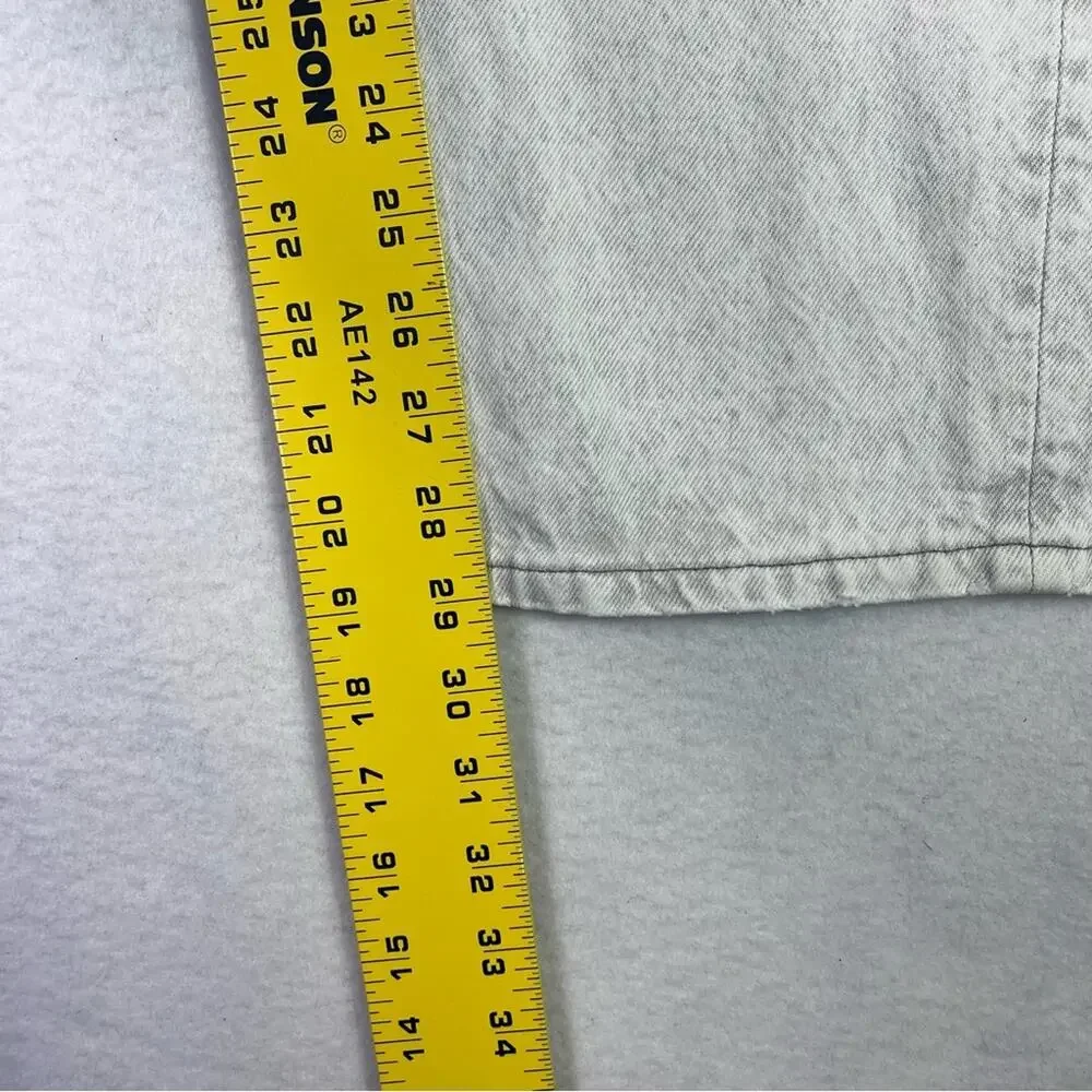 Vintage Levi's 501 Jeans Mens W33 L30 Straight Leg Light Wash Made in USA